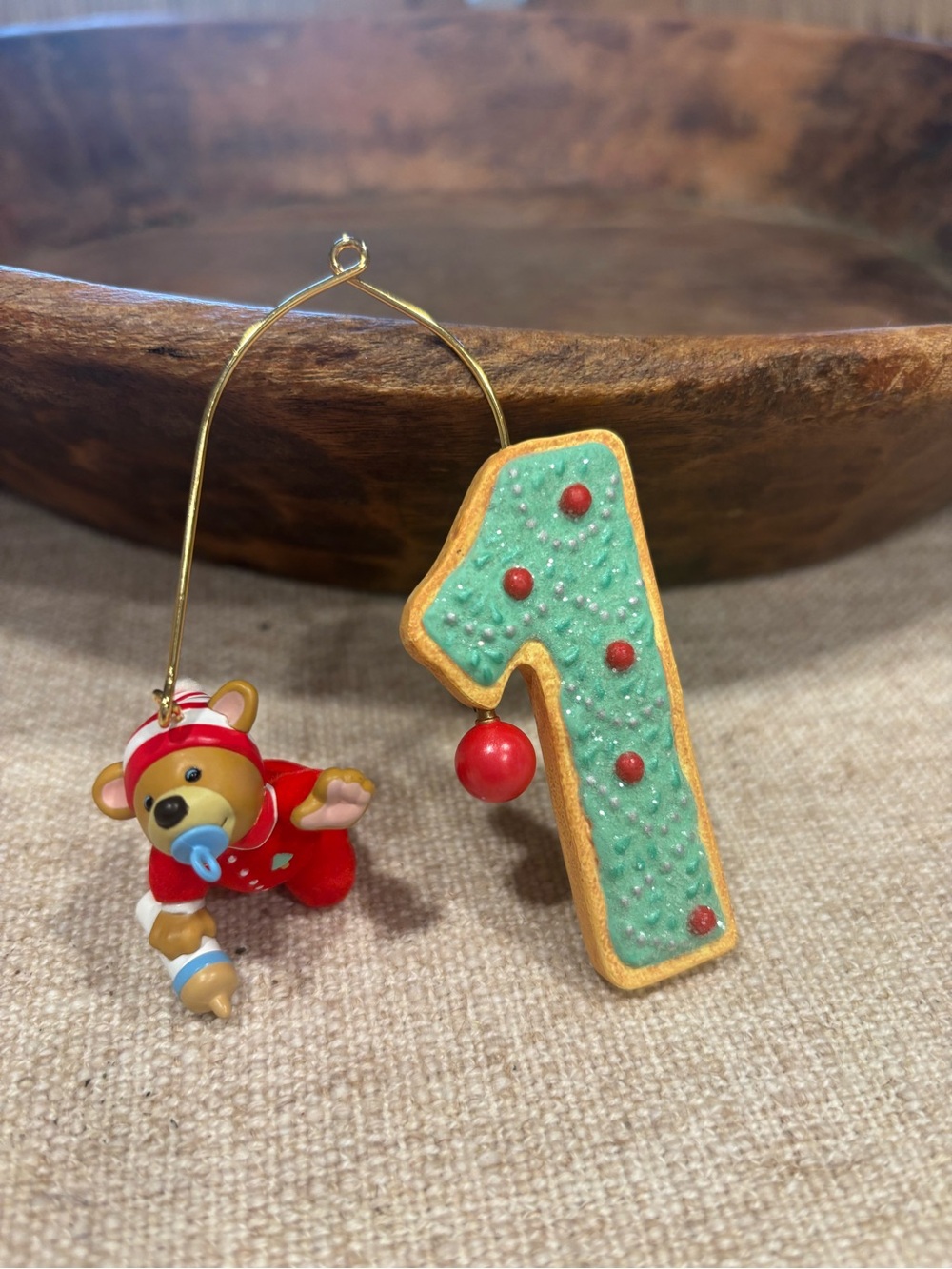 Hallmark Keepsake 2007 My First Christmas Child’s Age Ornament w/ Box